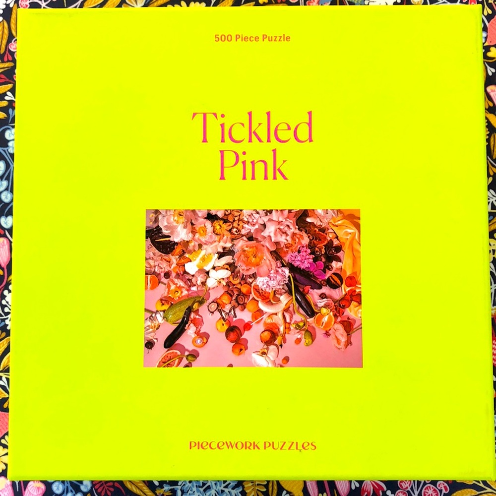 500 Piece Puzzle “Tickled Pink”